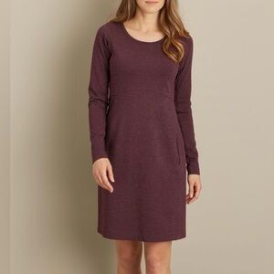 Duluth Trading Co Wearwithall Long Sleeve Burgundy Dress